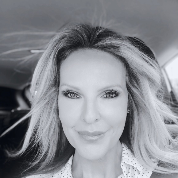 Meet your Posher, Michele - Picture 12 of 14